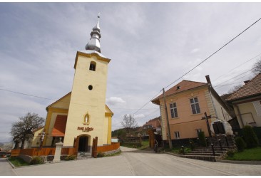 kukullokemenyfalva.jpg