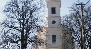 farkaslaka1.jpg